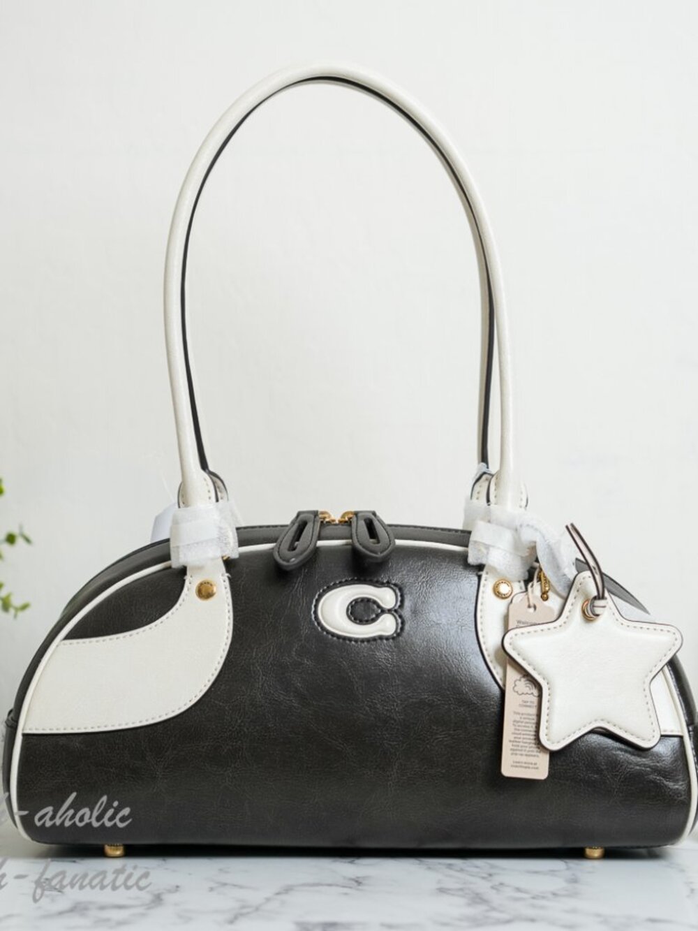 Coach Coachtopia CDU49 Bowling Shoulder Bag Upcrafted Leather Black/Chalk NWT